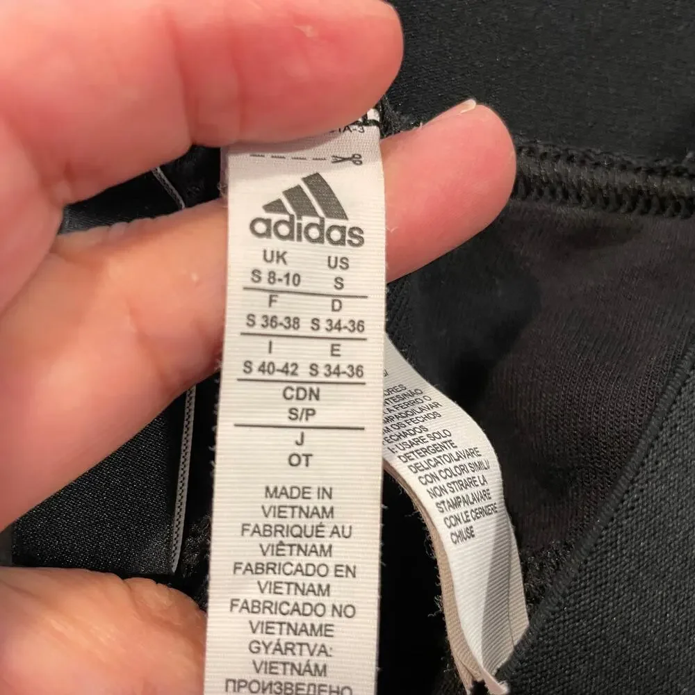 Adidas men's jogger pants charcoal Small elastic waist lounge casual outdoors